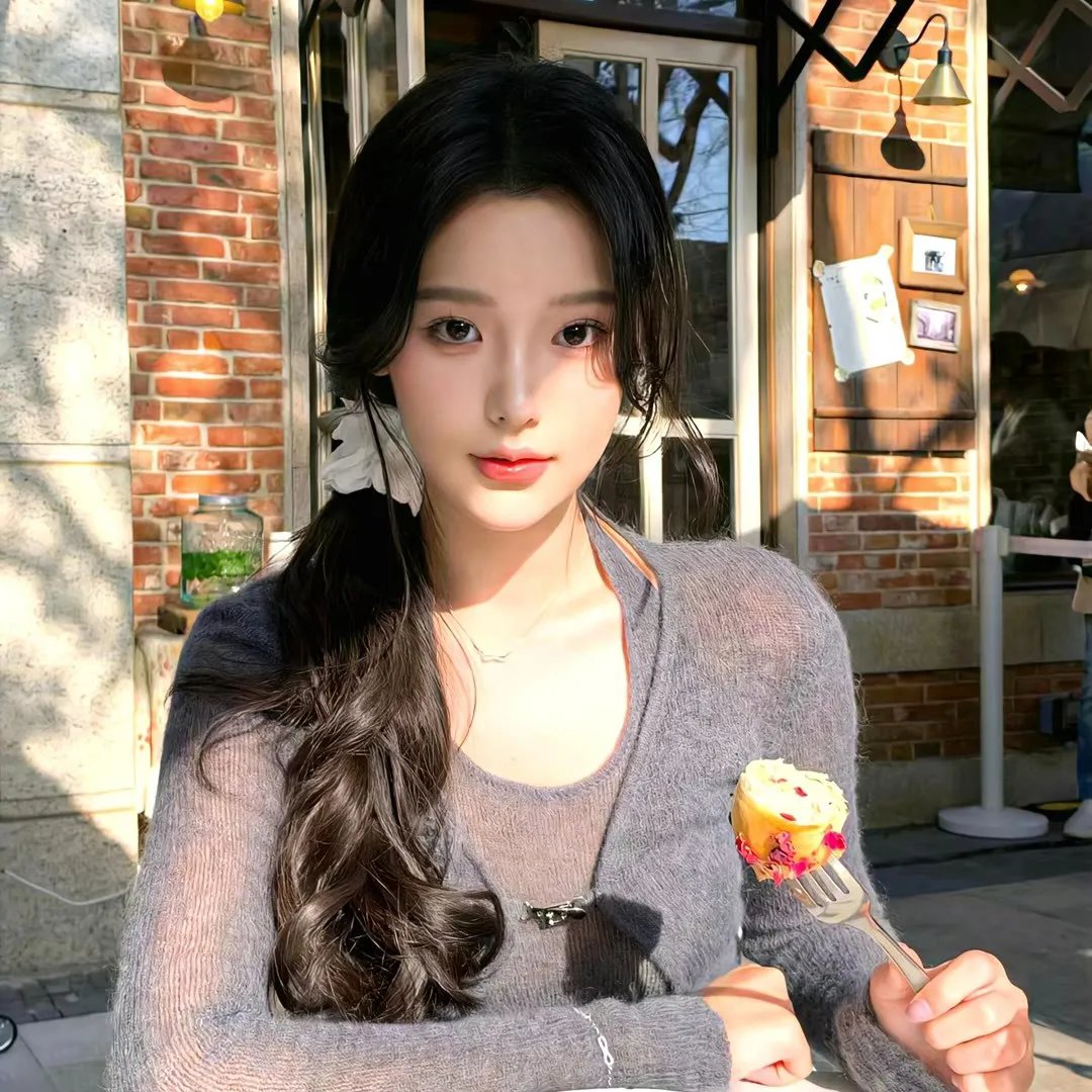 娜希德